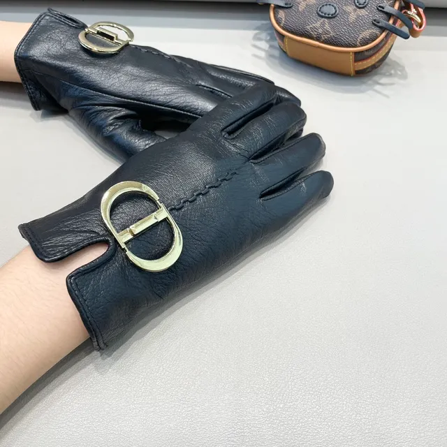 Black Gold Oval Buckle Leather Gloves 8