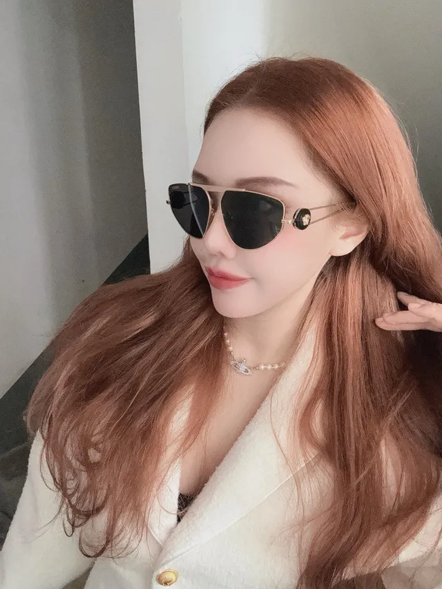 Black Gold Shield-Shaped Thin Metal Frame Sunglasses 8