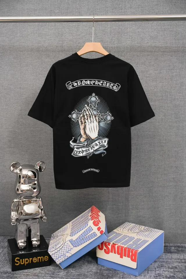 Black Graphic Crewneck Short-Sleeve T-Shirt 4