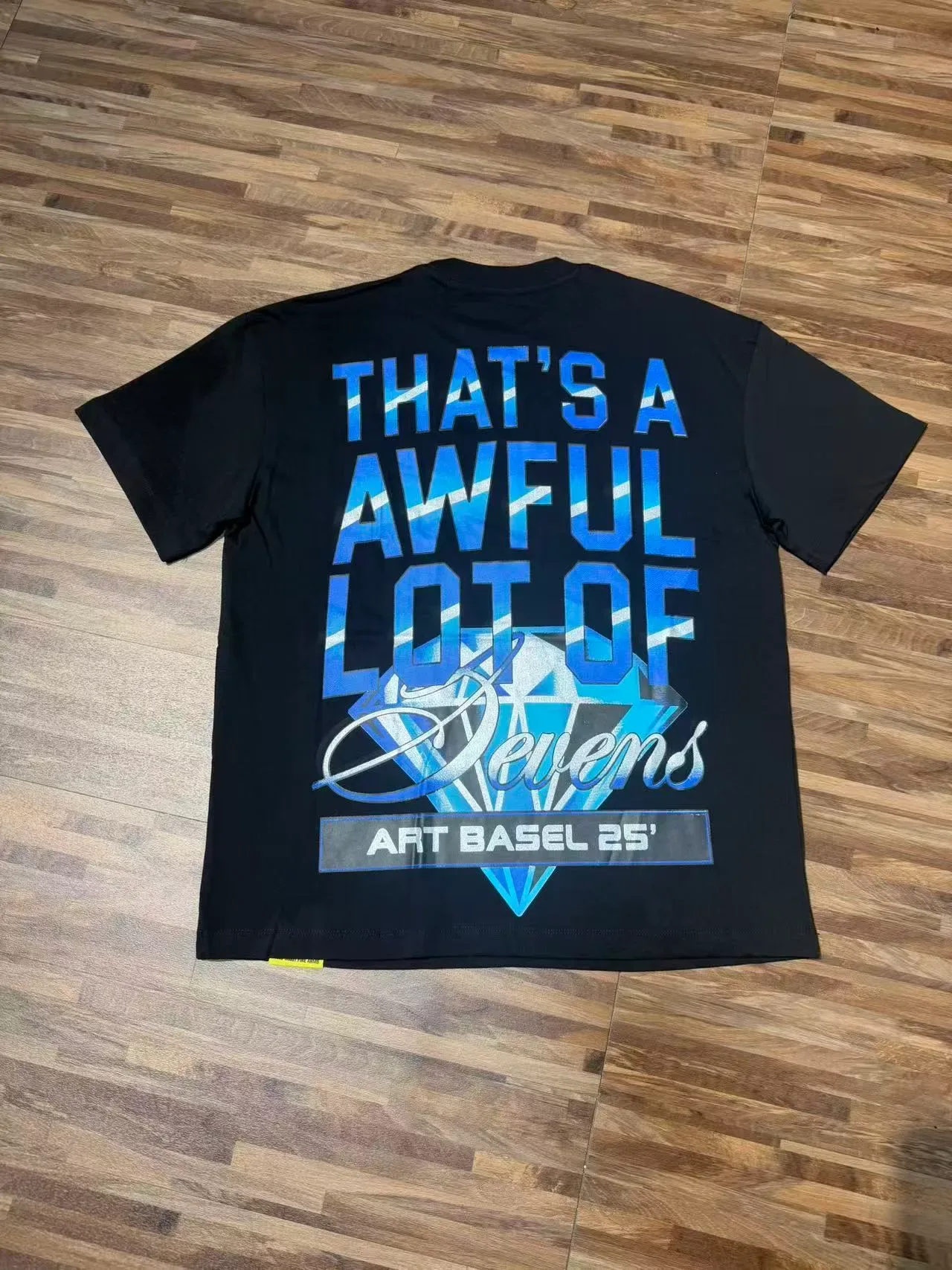 Black Graphic-Print Double-Sided Typography T-Shirt 8