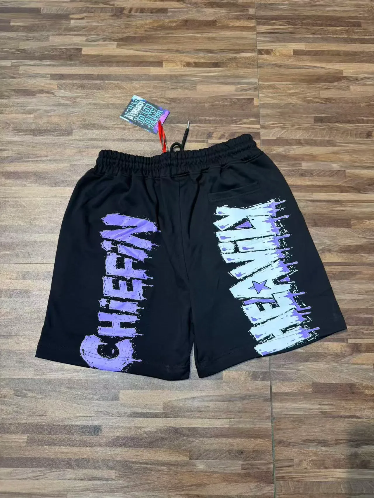 Black Graphic Print Elastic Waist Shorts 2