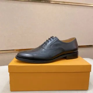 Black Leather Cap-Toe Oxford Shoes