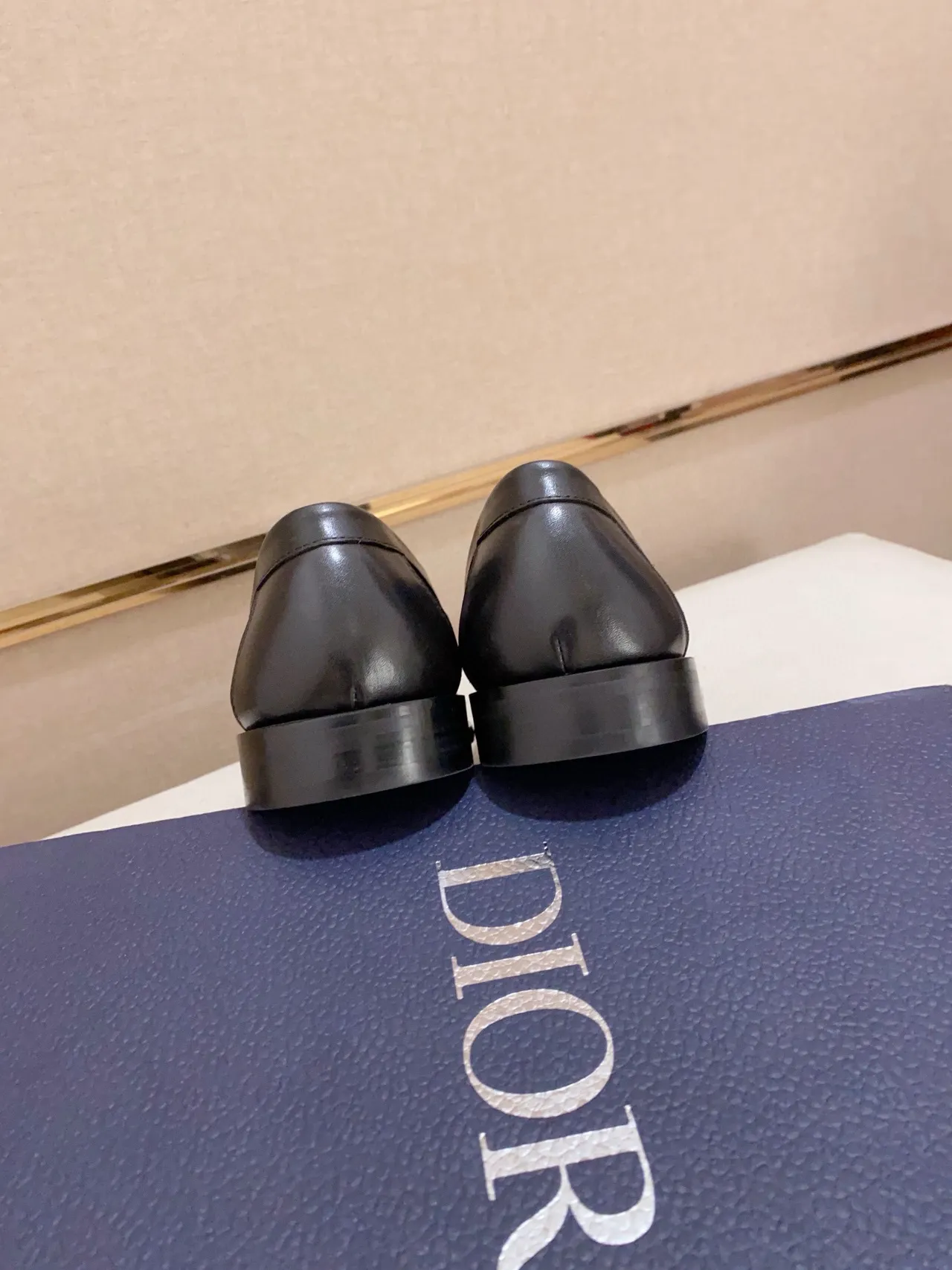 Black Penny Moc-Toe Stitching Loafer 3