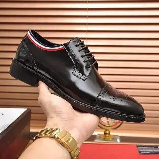 Black Red Glossy Leather Cap-Toe Brogue