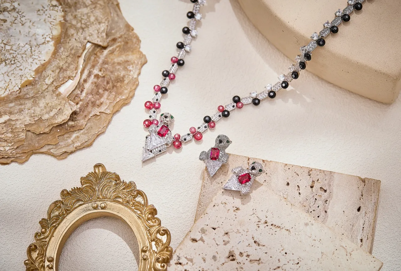 Black Red Multi-Gemstone Pavé-Set Necklace 2