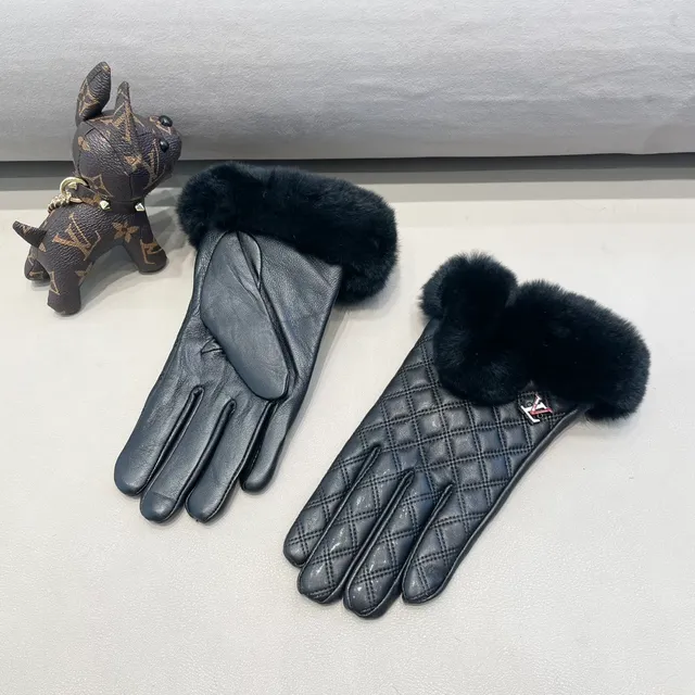 Guantes de cuero negro y rojo acolchados con puños de piel 5