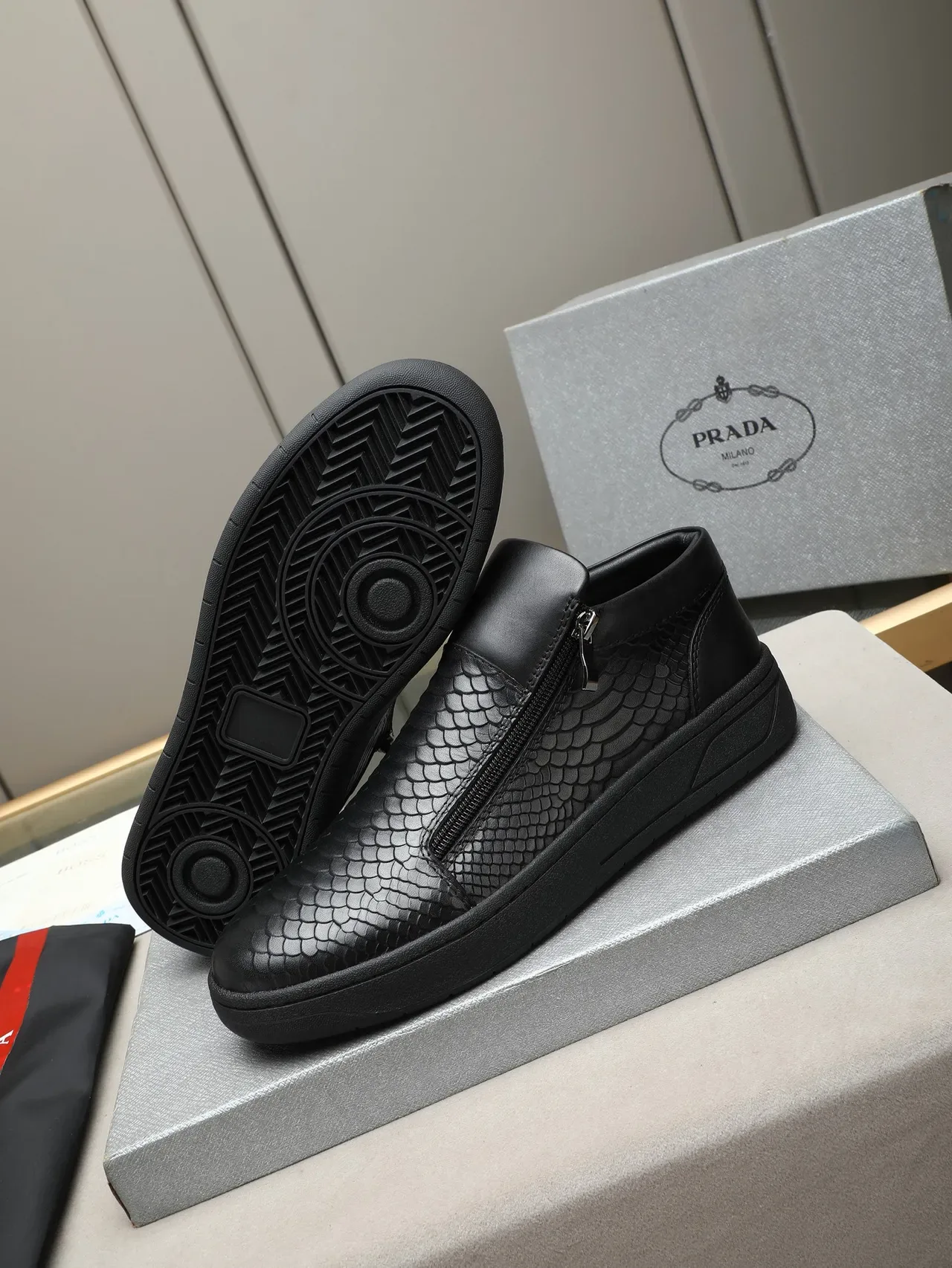 Black Snake-Embossed Zipper Slip-On Casual Shoe 5