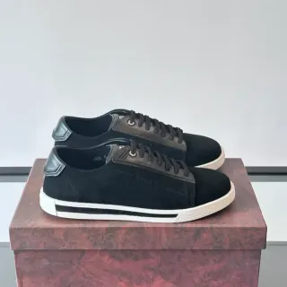 Zapatillas negras de ante y cuero con cordones de bajo