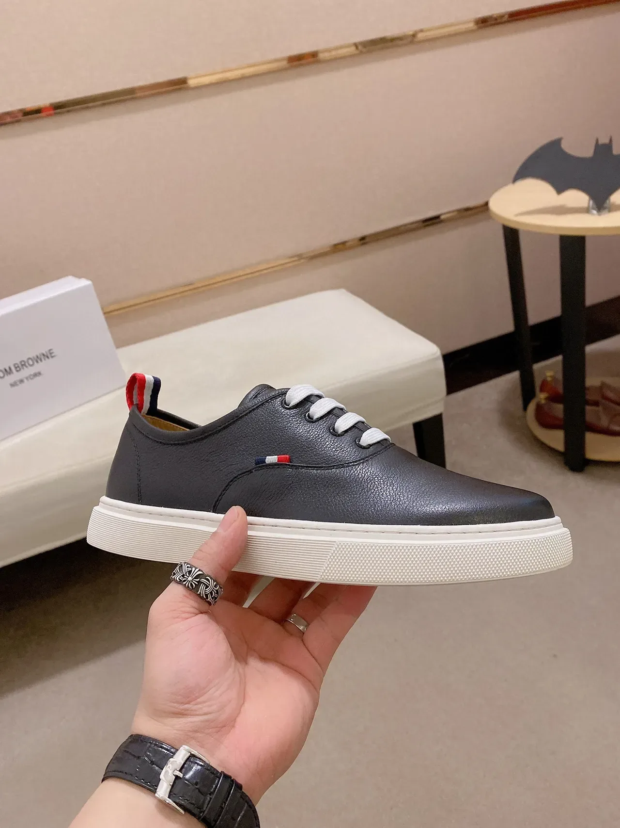 Black White Leather Upper Flat Sole Casual Shoes 7