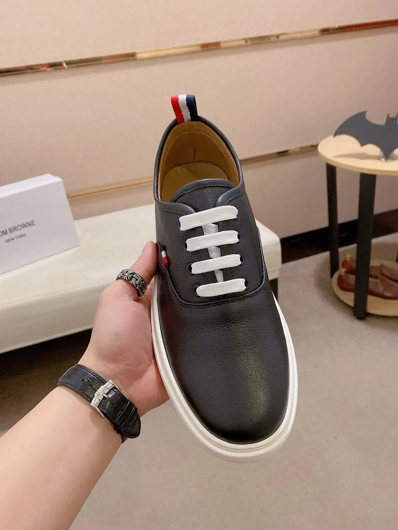 Black White Leather Upper Flat Sole Casual Shoes 9