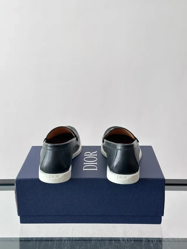 Black White Pebbled Leather Rubber Sole Loafer 3
