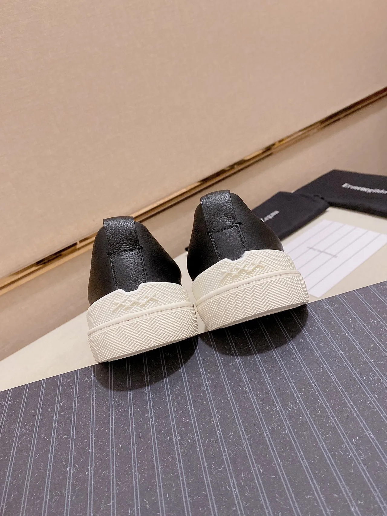 Black White Slip-On Leather Upper Lifestyle Sneakers 3
