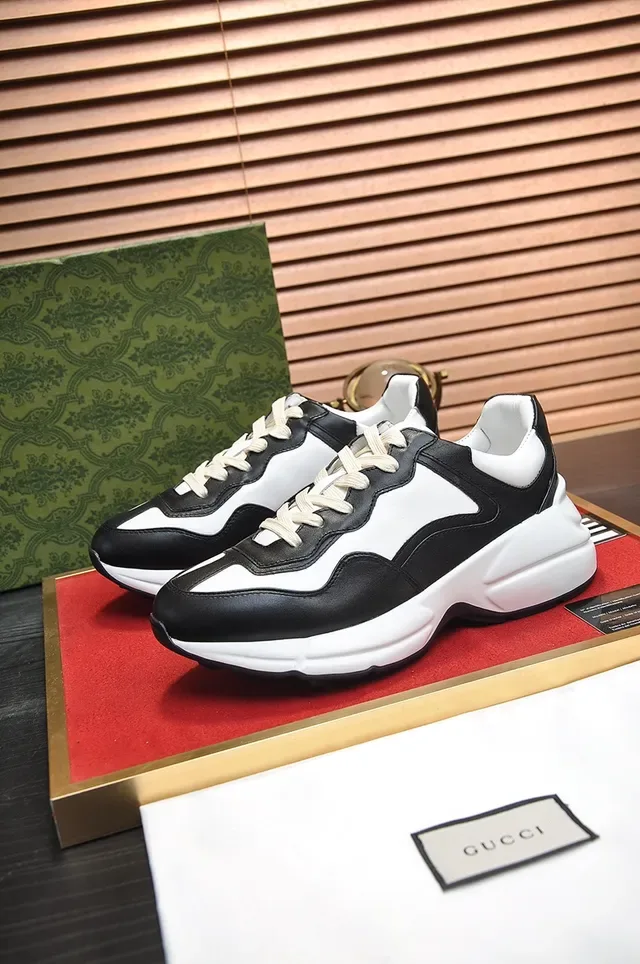 Black White Sole Two-Tone Leather Chunky Sneakers 4