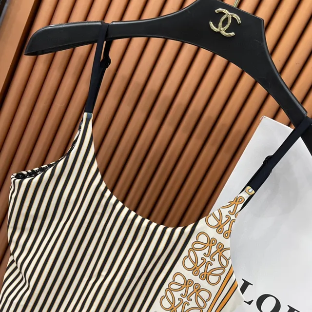 Black White Striped Side-Logo-Panel Swimwear 5