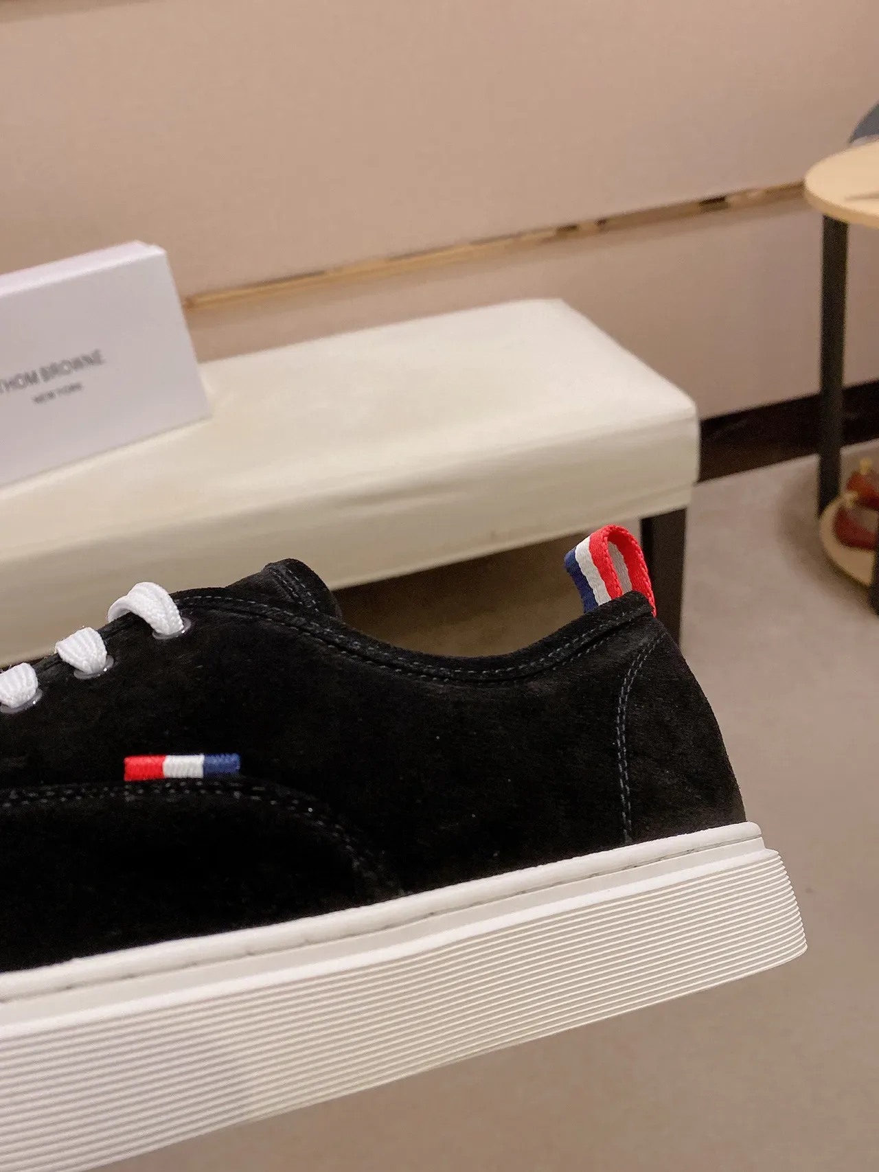 Black White Suede Upper Laces Sneakers 4