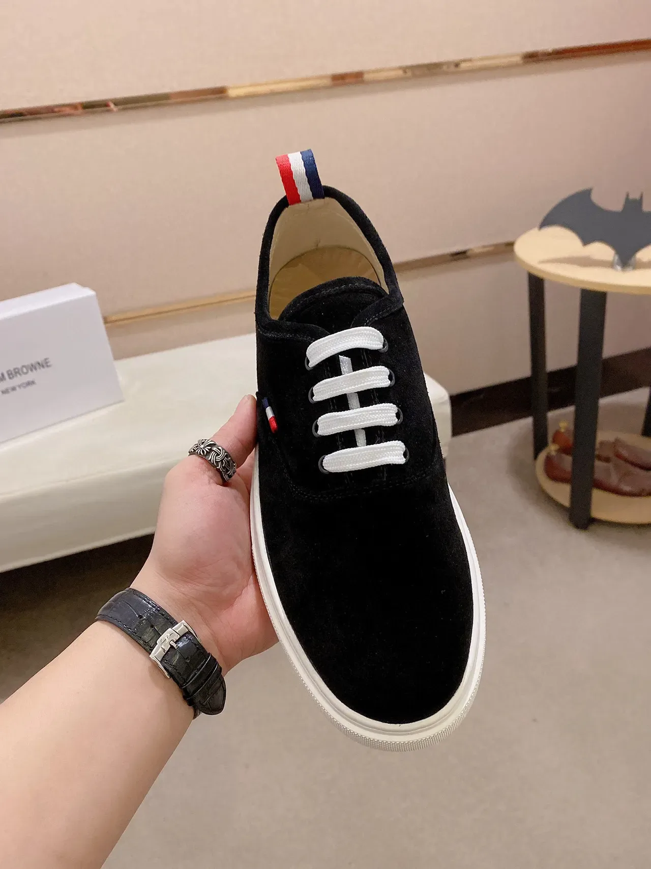 Black White Suede Upper Laces Sneakers 9