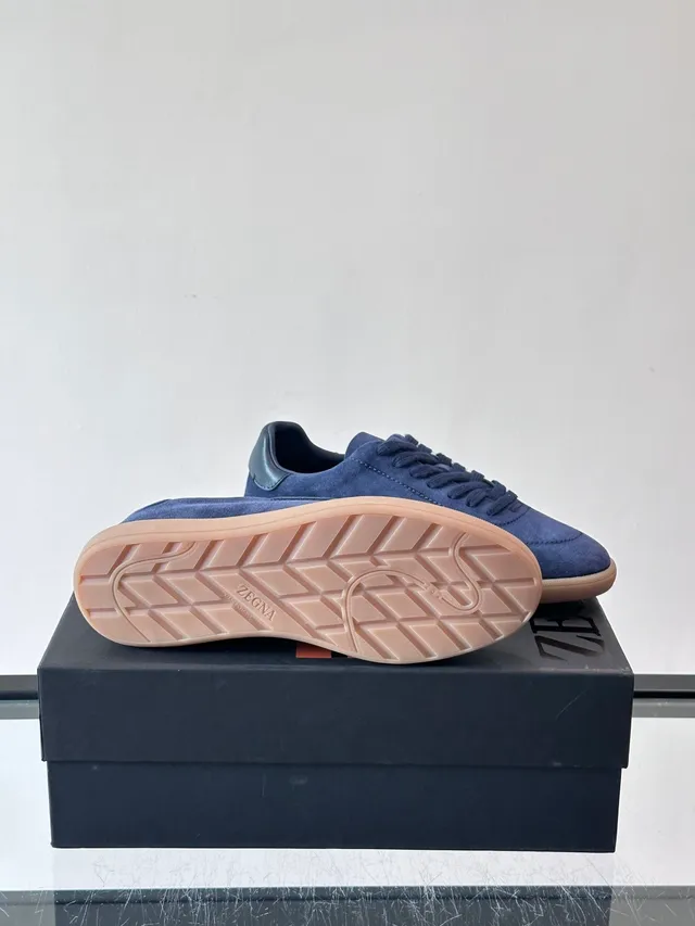 Blue Beige Suede Upper Leather Heel Tab Sneakers 2