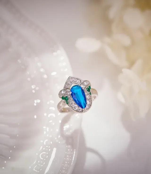 Blue Green Pear-Cut Central Stone Pavé Diamond Halo Ring 4