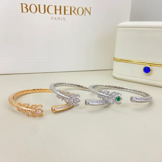 Boucheron Plume Feather Motif Diamond and Emerald Open Bangle Bracelets 2