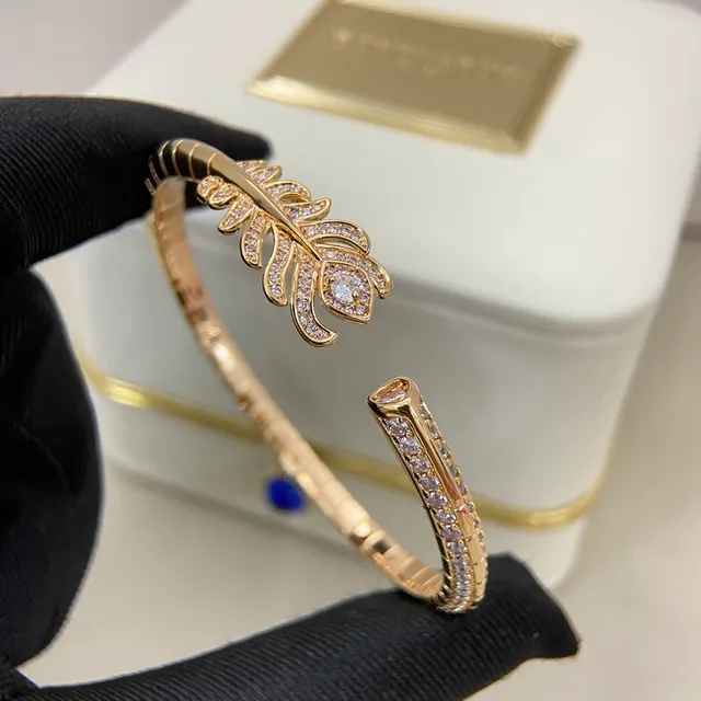 Boucheron Plume Feather Motif Diamond and Emerald Open Bangle Bracelets 5