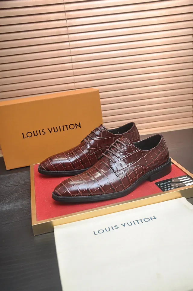 Brown Crocodile-Embossed Cap Toe Oxford Shoes 2