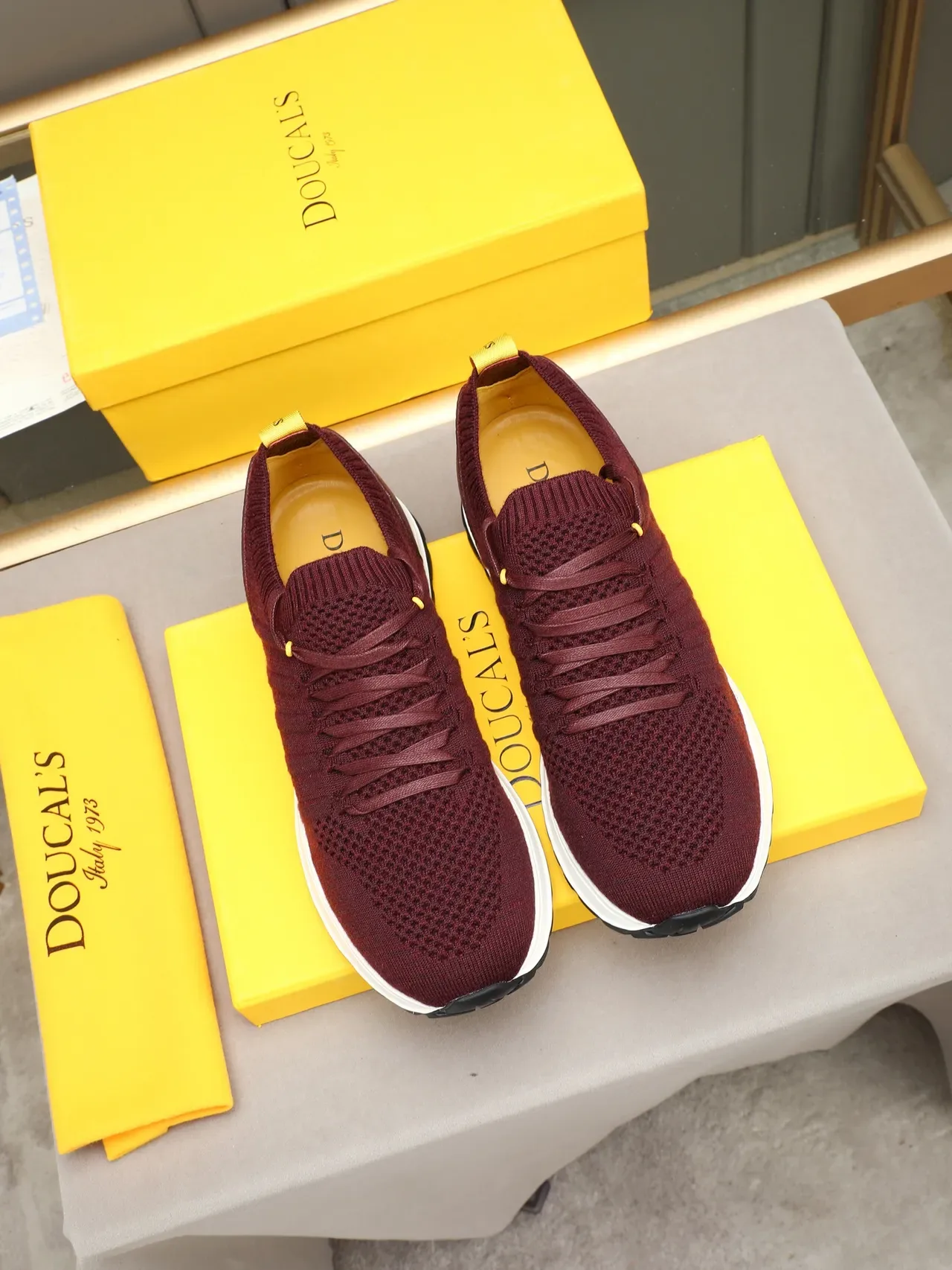 Burgundy Yellow Knit Upper Leather Heel Panel Sneakers 2