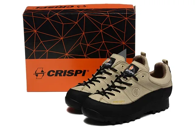 CRISPI Army Green Black Low-Top Suede-Textured Upper Lifestyle Sneakers 10