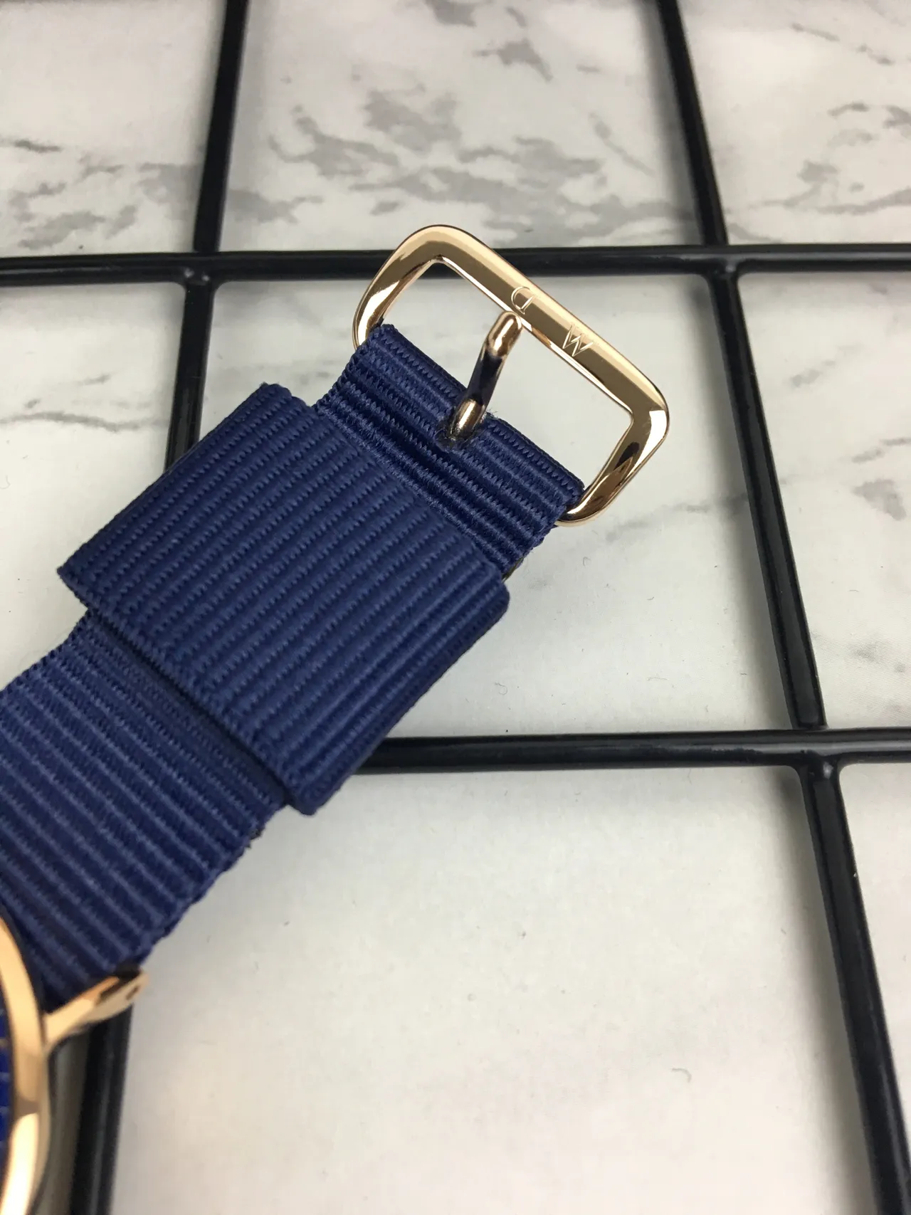 Daniel Wellington Blue Gold Minimalist Case Quartz Watch 4