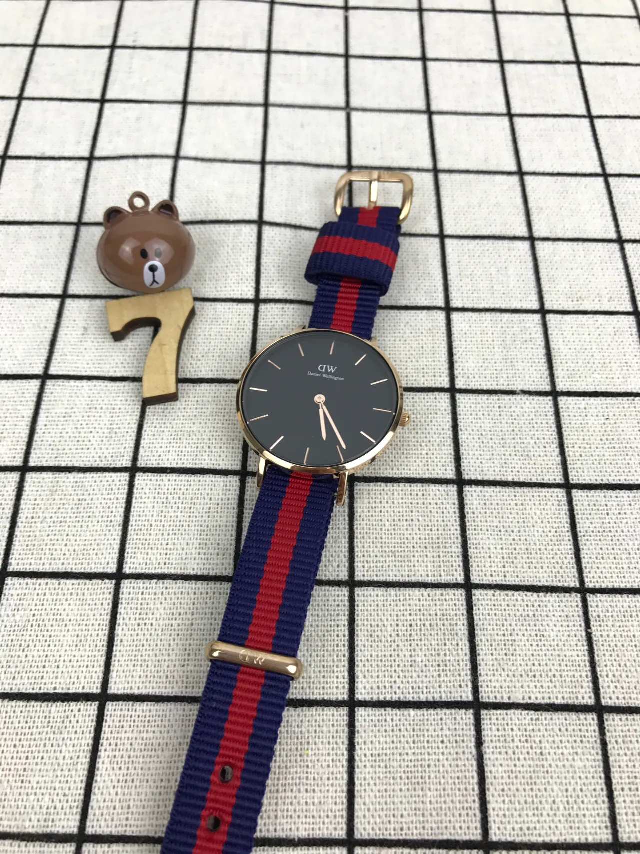 Daniel Wellington Classic Petite Black Gold Quartz montre 4