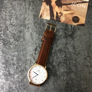 Daniel Wellington Classic Petite White Dial Brown Leather Strap Quartz Watch