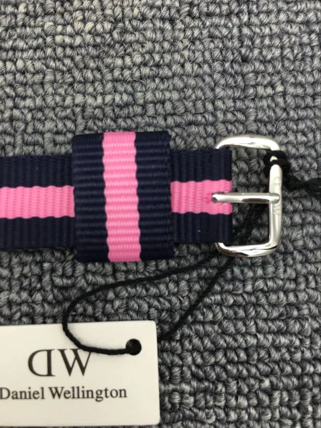 Daniel Wellington White Navy Minimalist Dial Quartz Watch 5