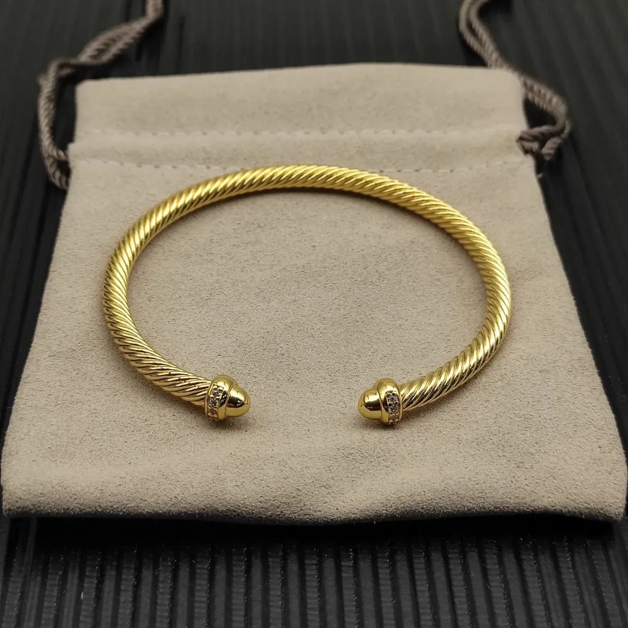 David Yurman Cable Classic Twisted Gold-Tone Pavé Terminal Bracelet 9