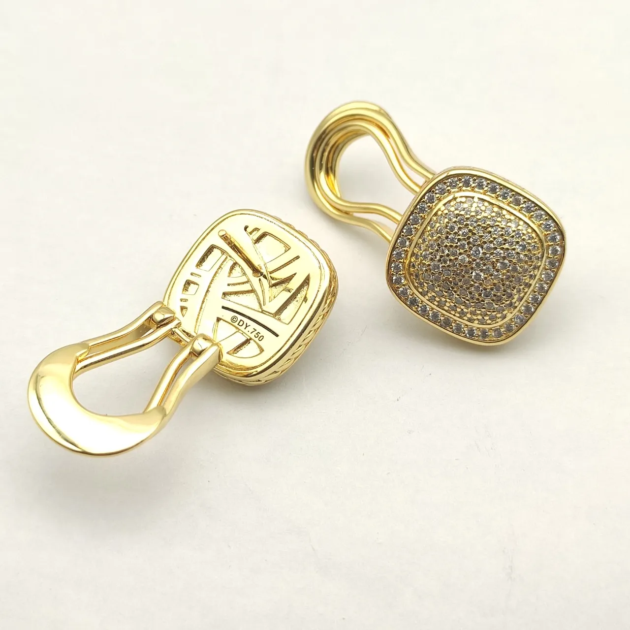 David Yurman Cable Classics Gold White Cushion-Shaped Pavé-Set Earrings 10