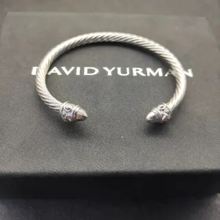David Yurman Cable Classics سوار فضي ملتوي
