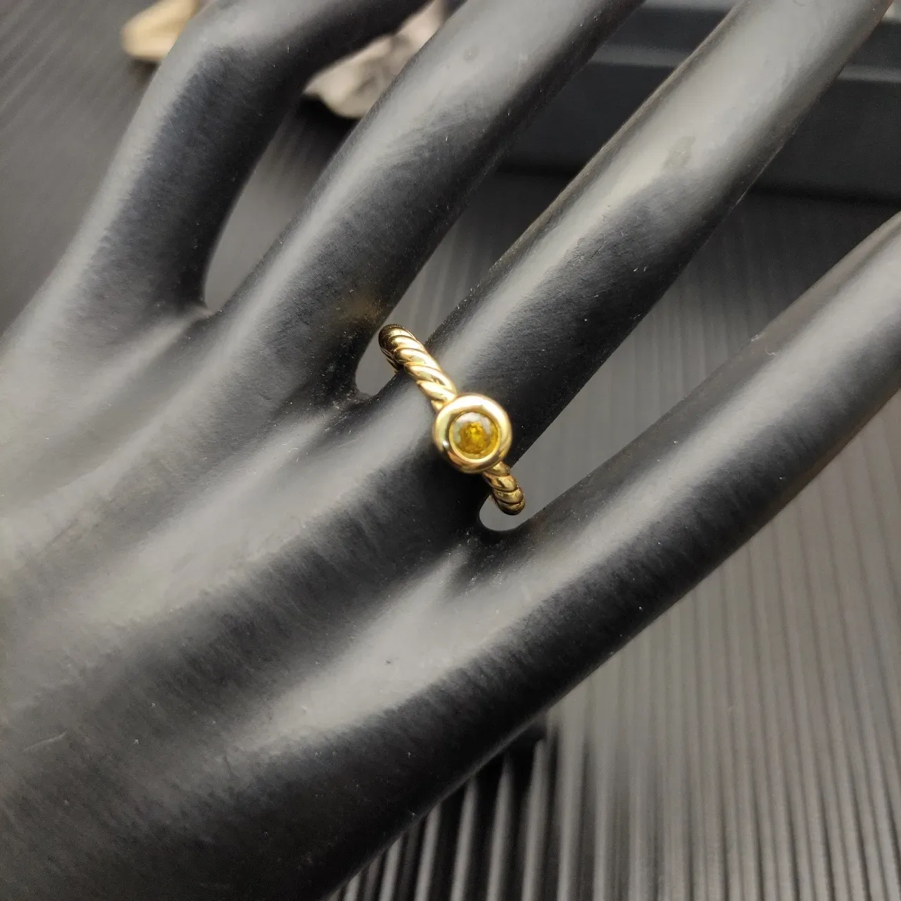 David Yurman Cable Collectibles Gold Yellow Twisted Band Single Bezel-Set Gemstone Ring 4