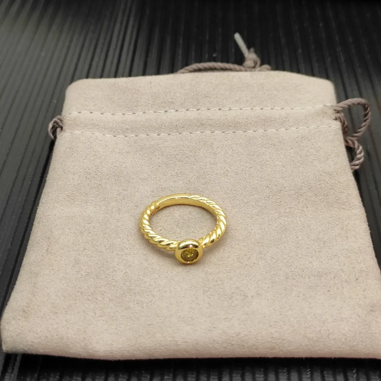 David Yurman Cable Collectibles Gold Yellow Twisted Band Single Bezel-Set Gemstone Ring 7