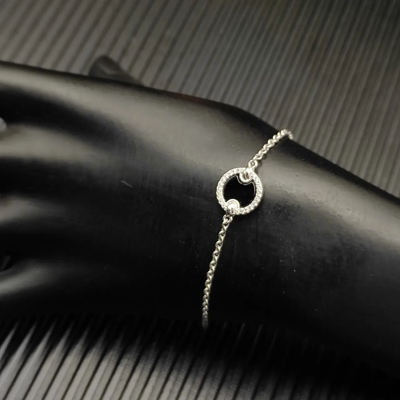 David Yurman Circular Black Stone and Pavé Diamond Halo Bracelet 5