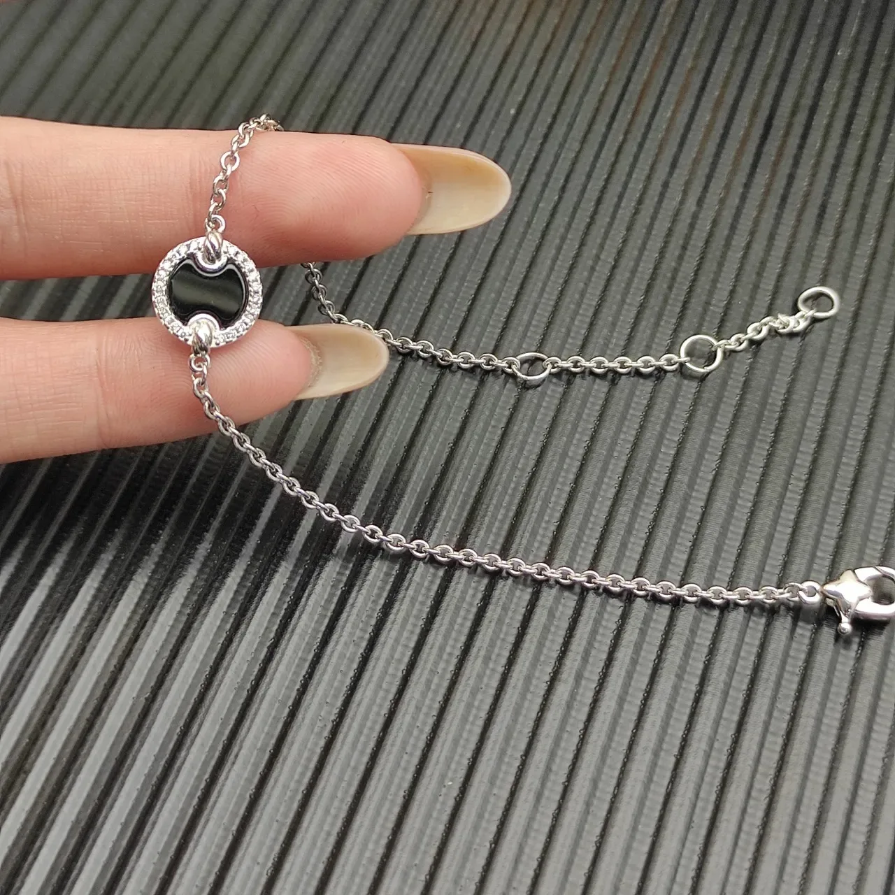 David Yurman Circular Black Stone and Pavé Diamond Halo Bracelet 6