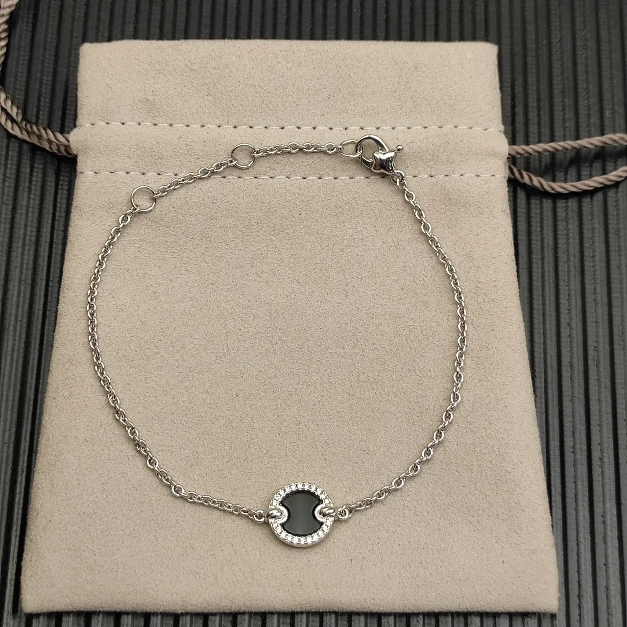 David Yurman Circular Black Stone and Pavé Diamond Halo Bracelet 9