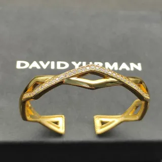 David Yurman Onda Geométrica Pavé Pulsera de Puño