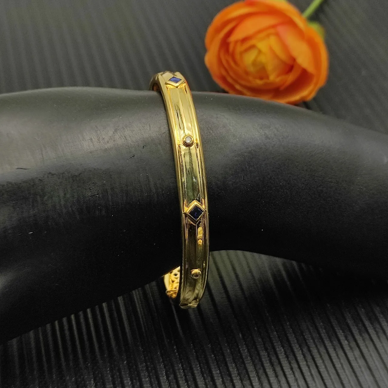 David Yurman Gold Blue Tubular Bangle Geometric Lattice Interior Bracelet 3