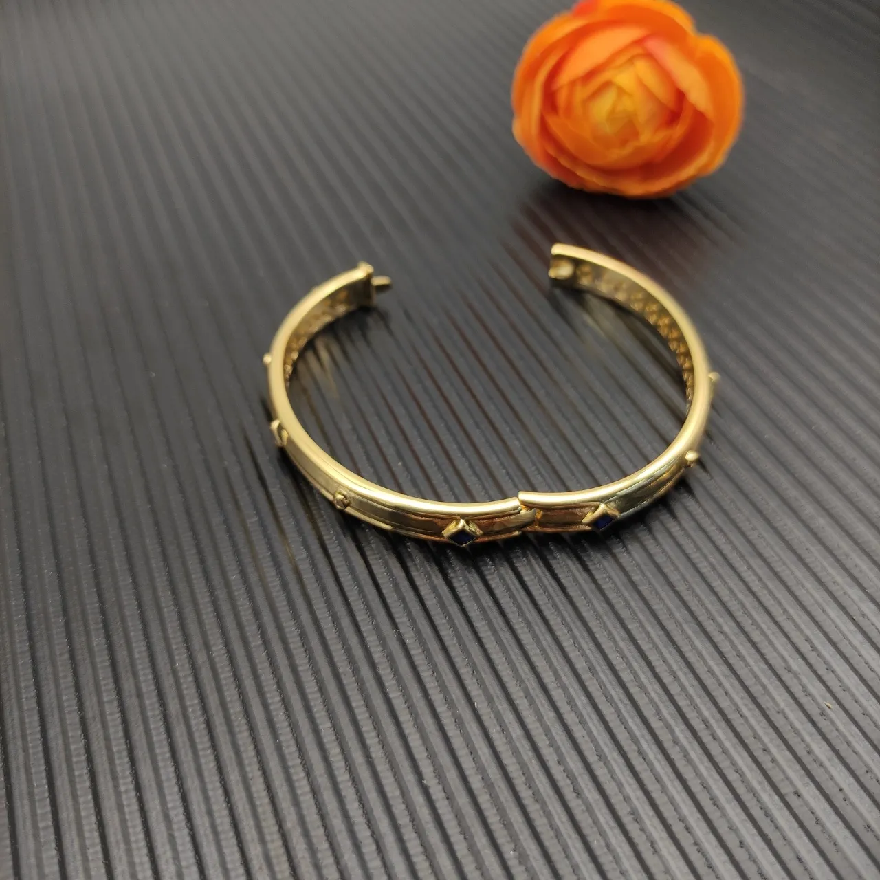 David Yurman Gold Blue Tubular Bangle Geometric Lattice Interior Bracelet 4