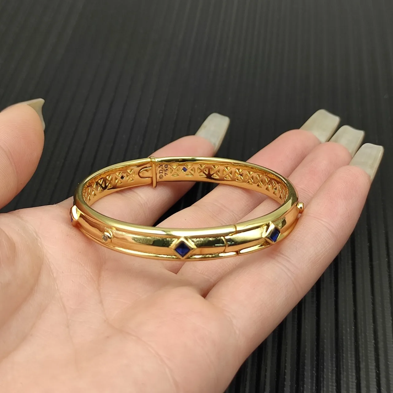 David Yurman Gold Blue Tubular Bangle Geometric Lattice Interior Bracelet 8