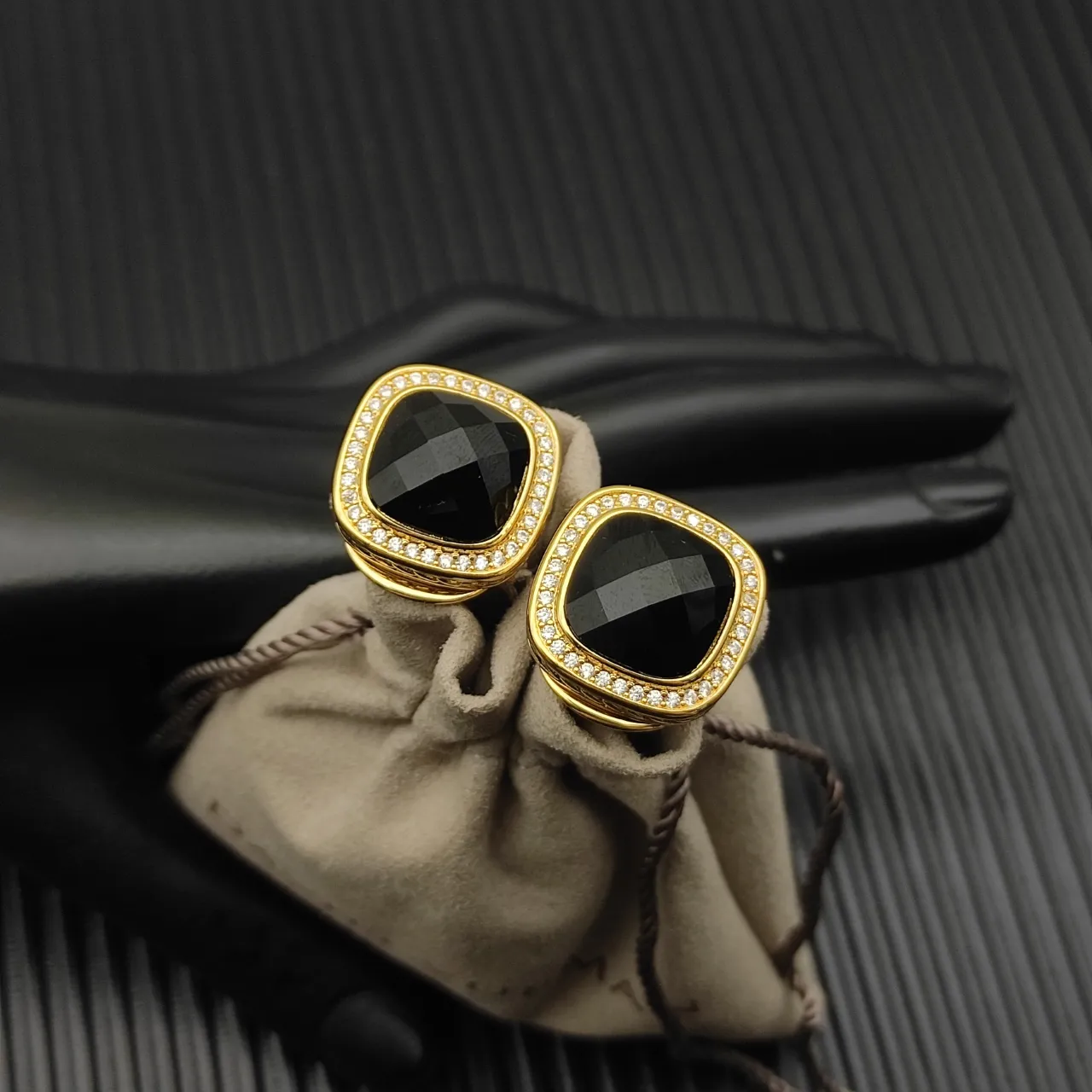 David Yurman Gold-Tone Black Cushion-Cut Pavé Halo Clip-On Earrings 6