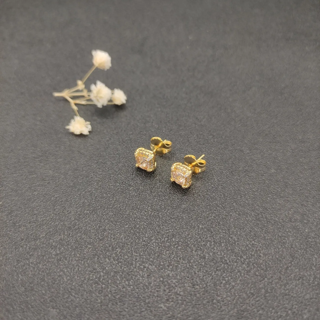 David Yurman Gold-Tone Cushion-Cut Halo Stud Earrings 8