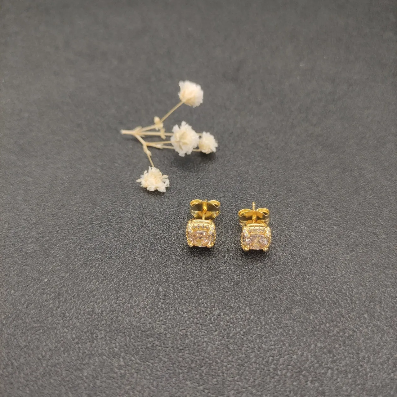 David Yurman Gold-Tone Cushion-Cut Halo Stud Earrings 9
