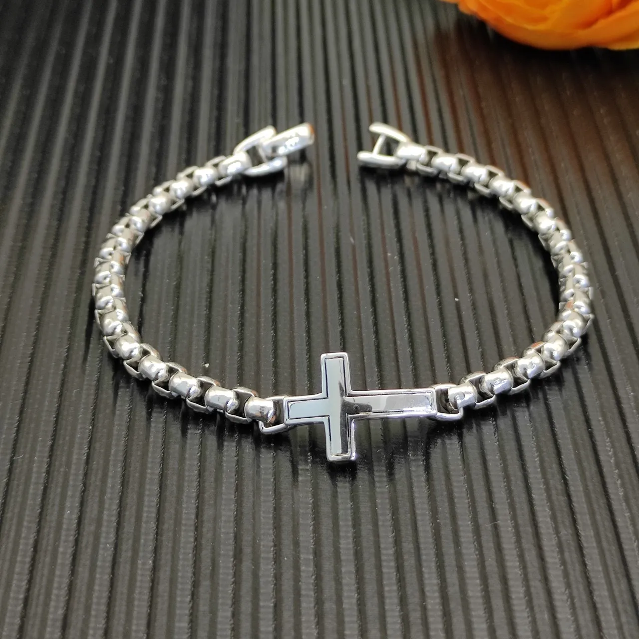 David Yurman Silver Box-Link Chain Sideways Cross Pendant Bracelet 4