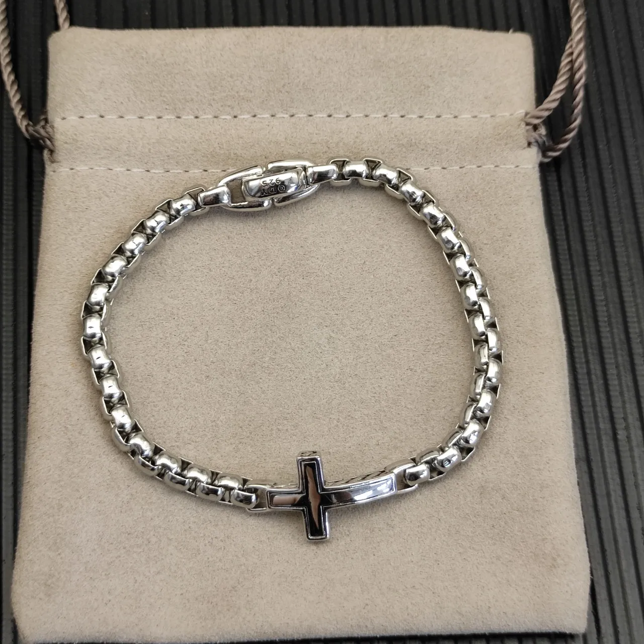David Yurman Silver Box-Link Chain Sideways Cross Pendant Bracelet 8