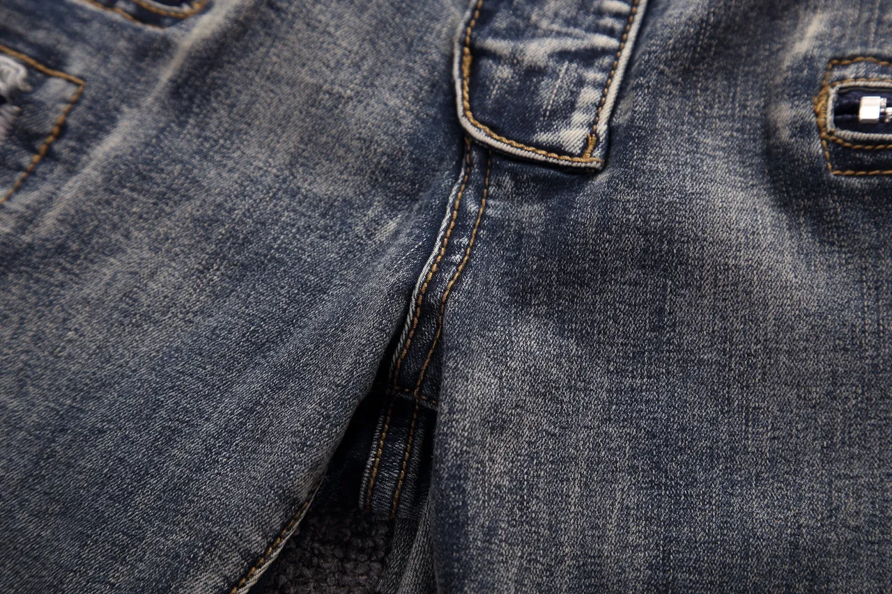 Distressed Biker-Panelled Zippered Denim Shorts 10