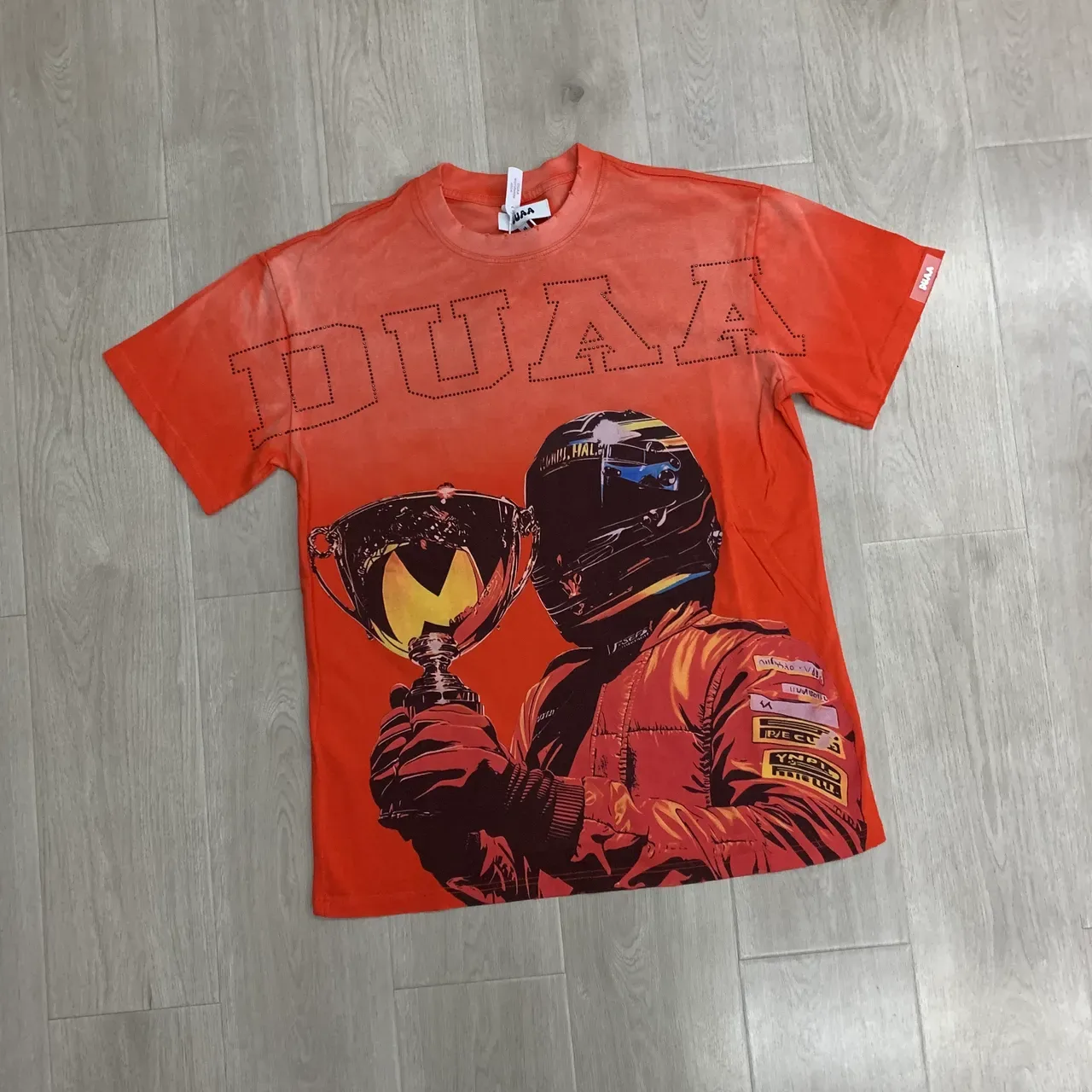 DUAA Graphic-Print Orange-Red Racer Trophy T-Shirt 5